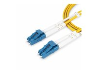StarTech.com 3m (9.8ft) LC to LC (UPC) OS2 Single Mode Duplex Fiber Optic Cable, 9/125µm, Laser Optimized, 10G, Bend Insensitive, Low Insertion Loss - LSZH Fiber Patch Cord (SMDOS2LCLC3M) - Patch-kabel - LC/UPC enkelläge (hane) till LC/UPC enkelläge (hane) - 3 m - 3 m - 2 mm - fiberoptisk - duplex - 9 / 125 mikrometer - OS1/OS2 - halogenfri, passiv - gul SMDOS2LCLC3M
